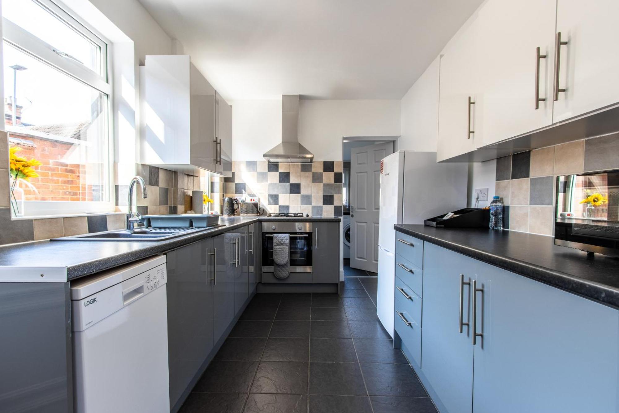Warburton House, Newark - Walking Distance From North Gate Train Station & Market Place Villa ภายนอก รูปภาพ